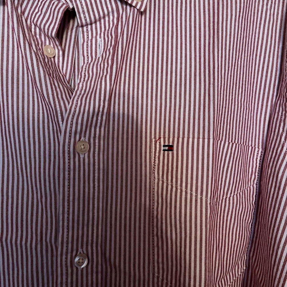 Tommy Hilfiger button-down shirt - Picture 3 of 3